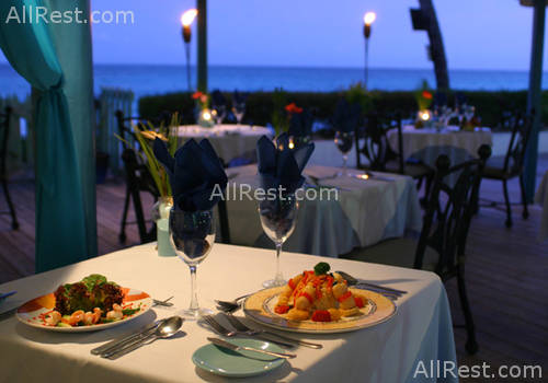 Bougainvillea Beach Resort 10